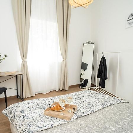 Downhill Apartment With A Private Terrace Kowno Zewnętrze zdjęcie